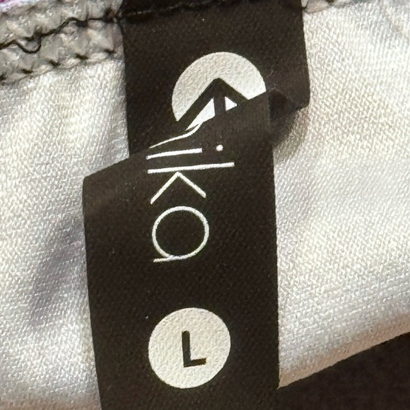 Ethika Blue and Pink Tie-Dye Sports Bra - Picture 4 of 5